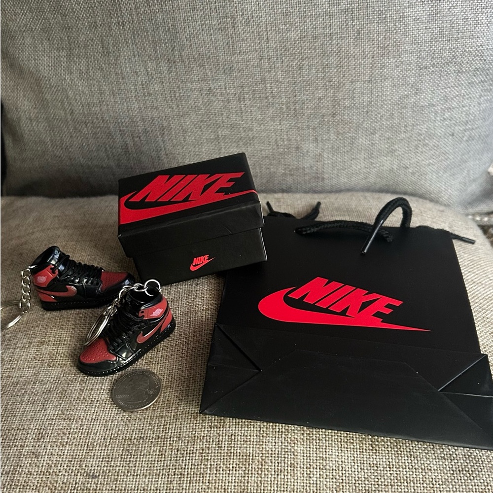 Nike Black and Red Keychain Set w/box and bag